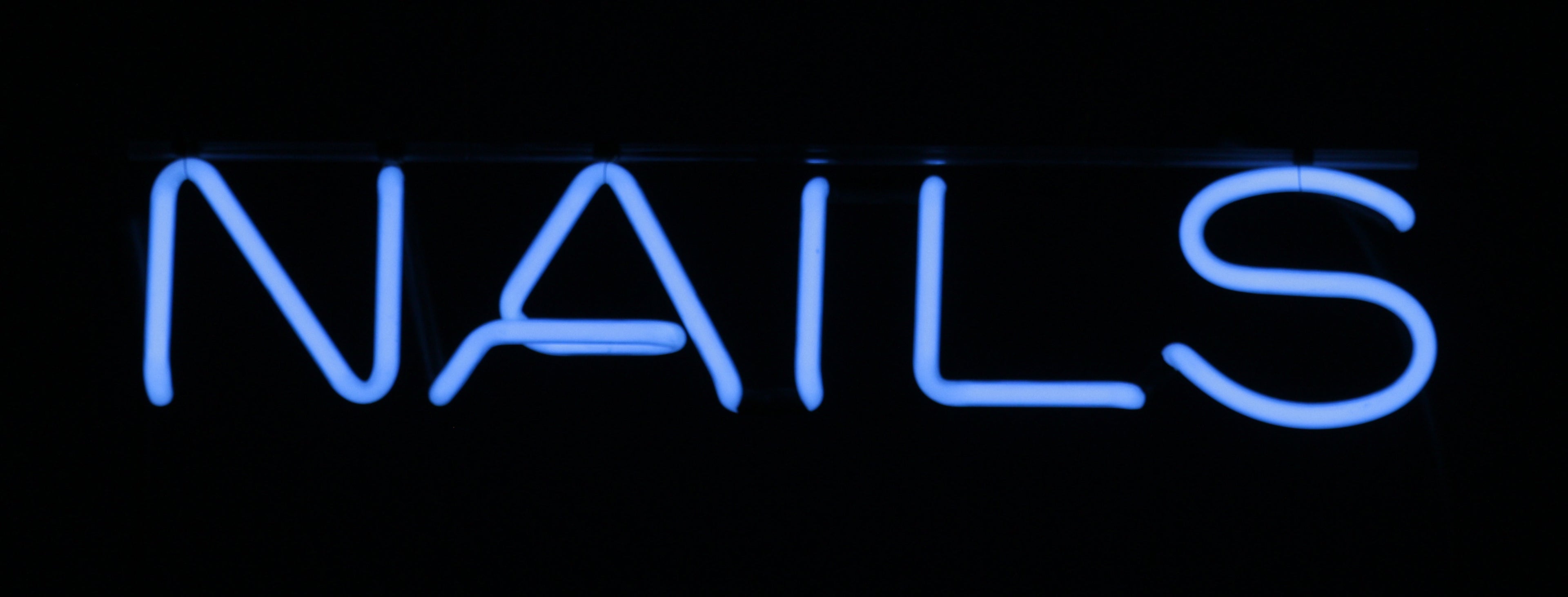NAILS neon sign