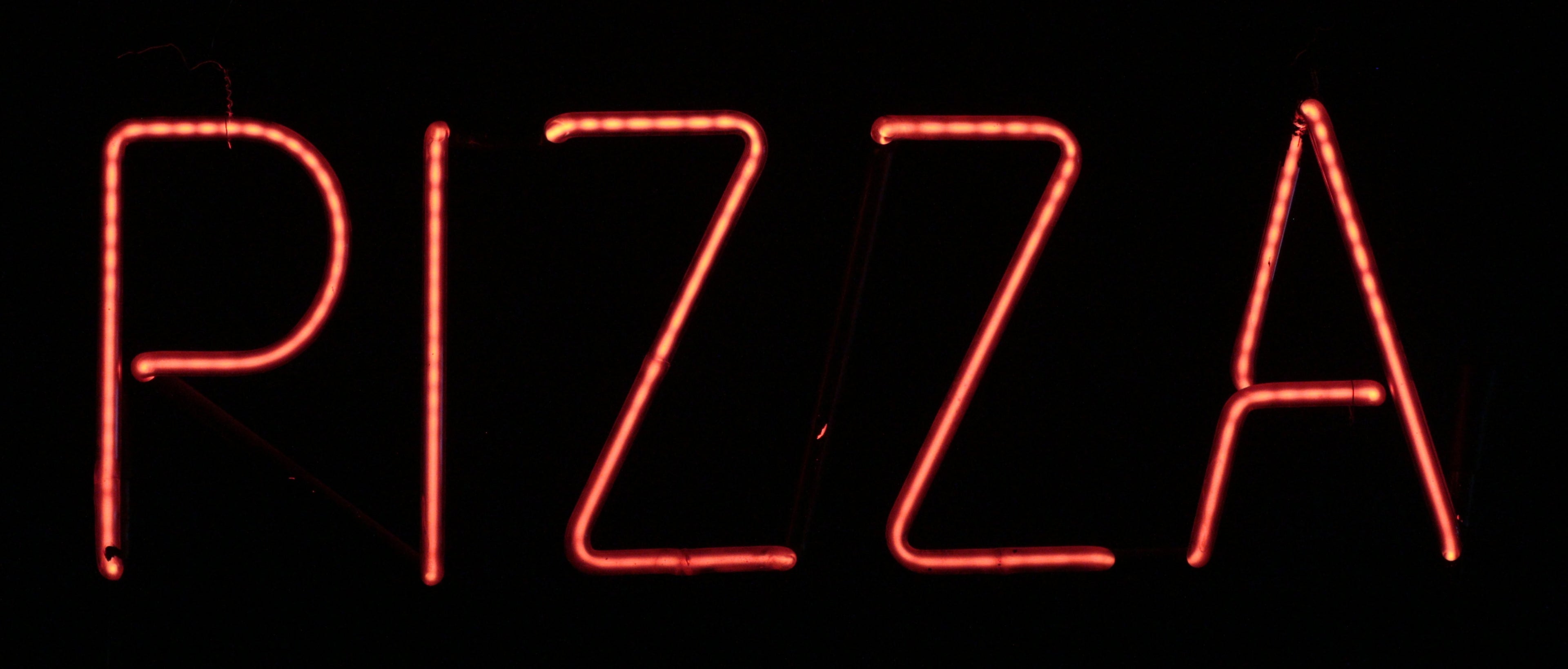 PIZZA neon sign