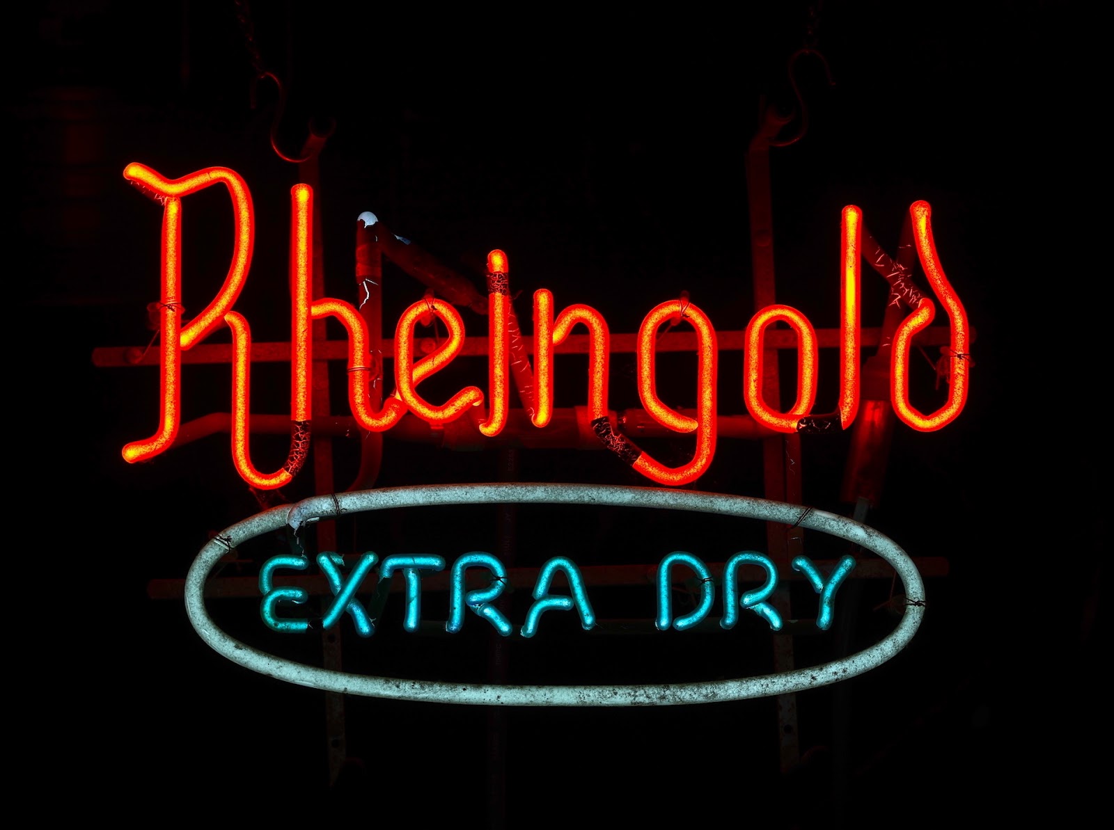RHEINGOLD EXTRA DRY neon sign