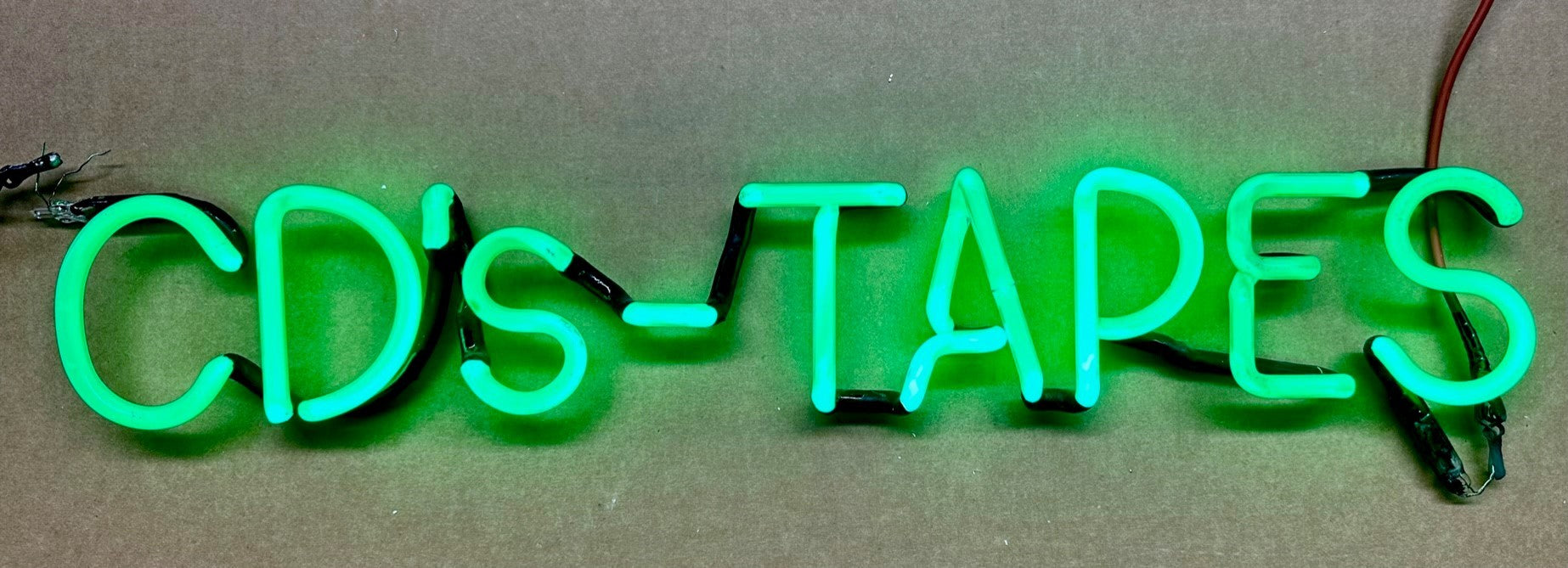 CD's TAPES neon sign