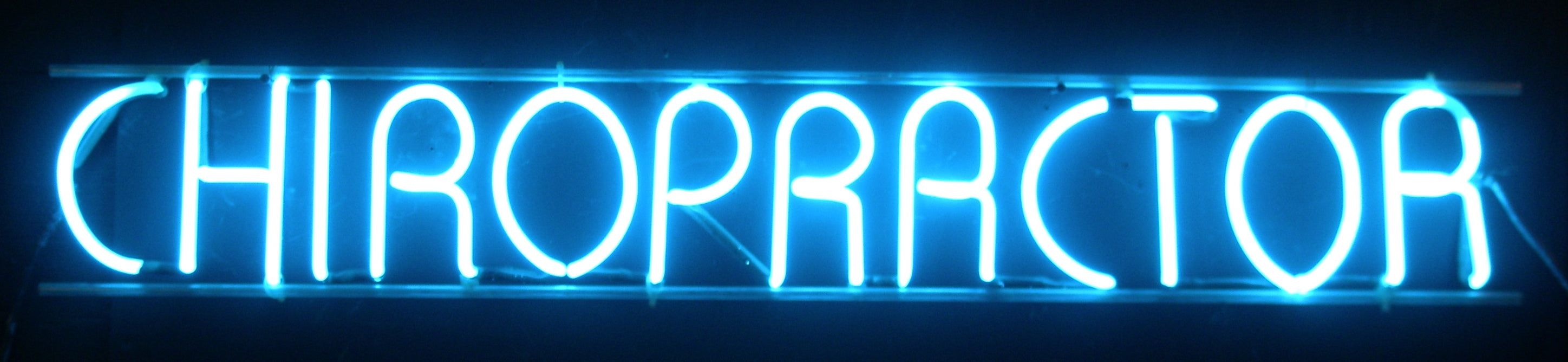 CHIROPRACTOR neon sign
