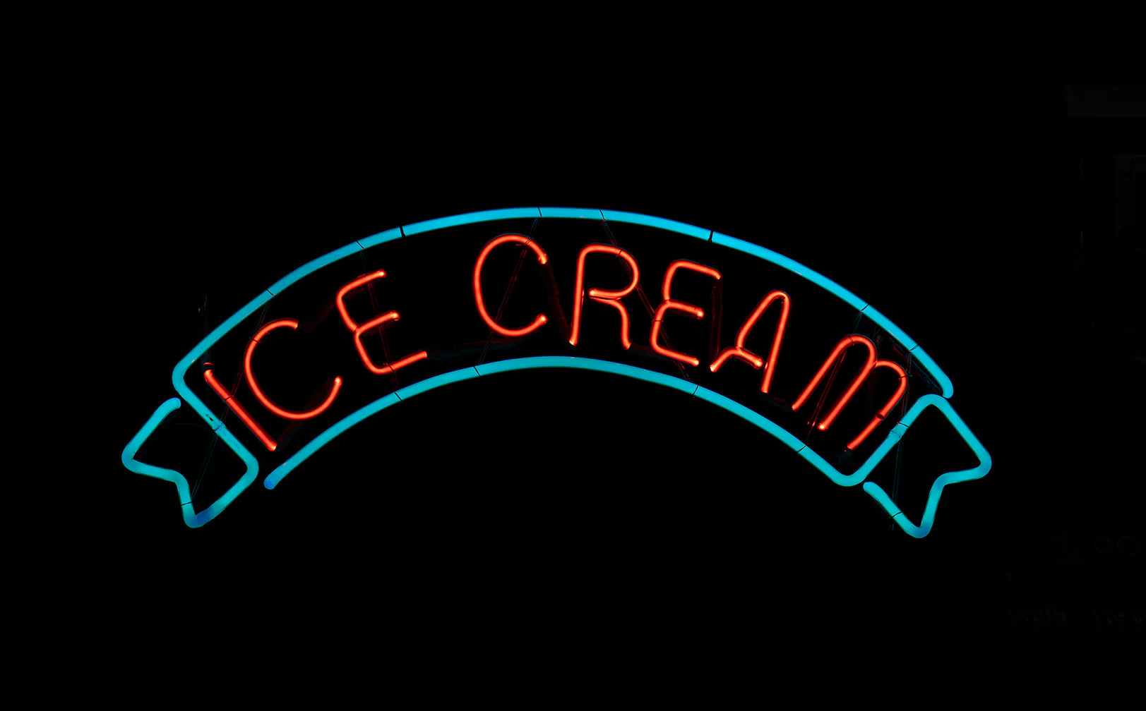 ICE CREAM neon sign