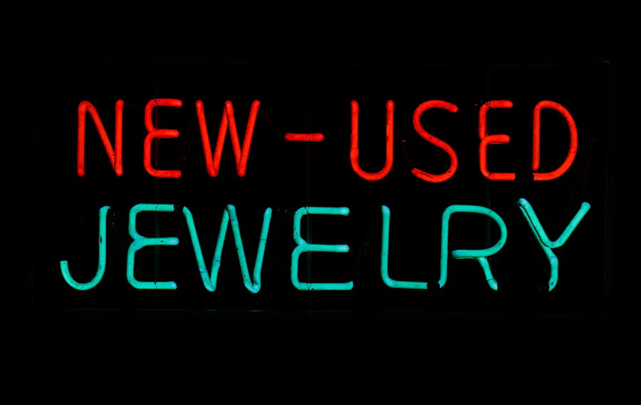 NEW USED JEWELRY neon sign