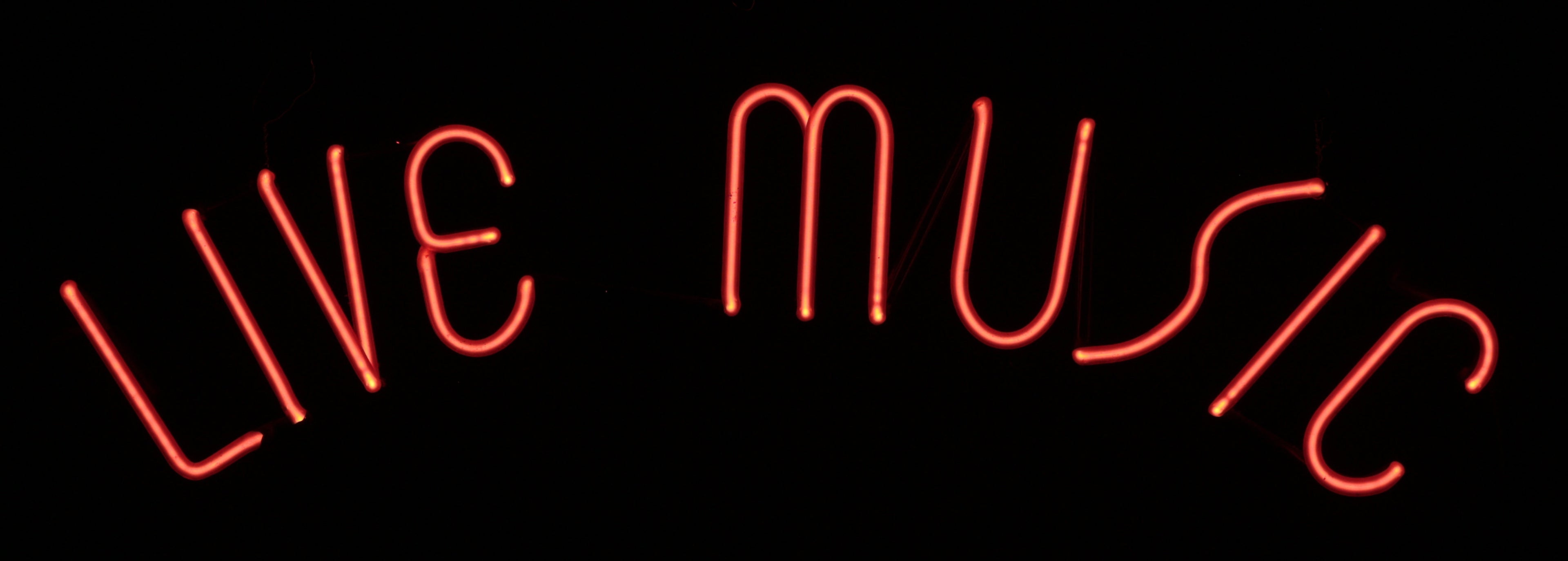 LIVE MUSIC neon sign