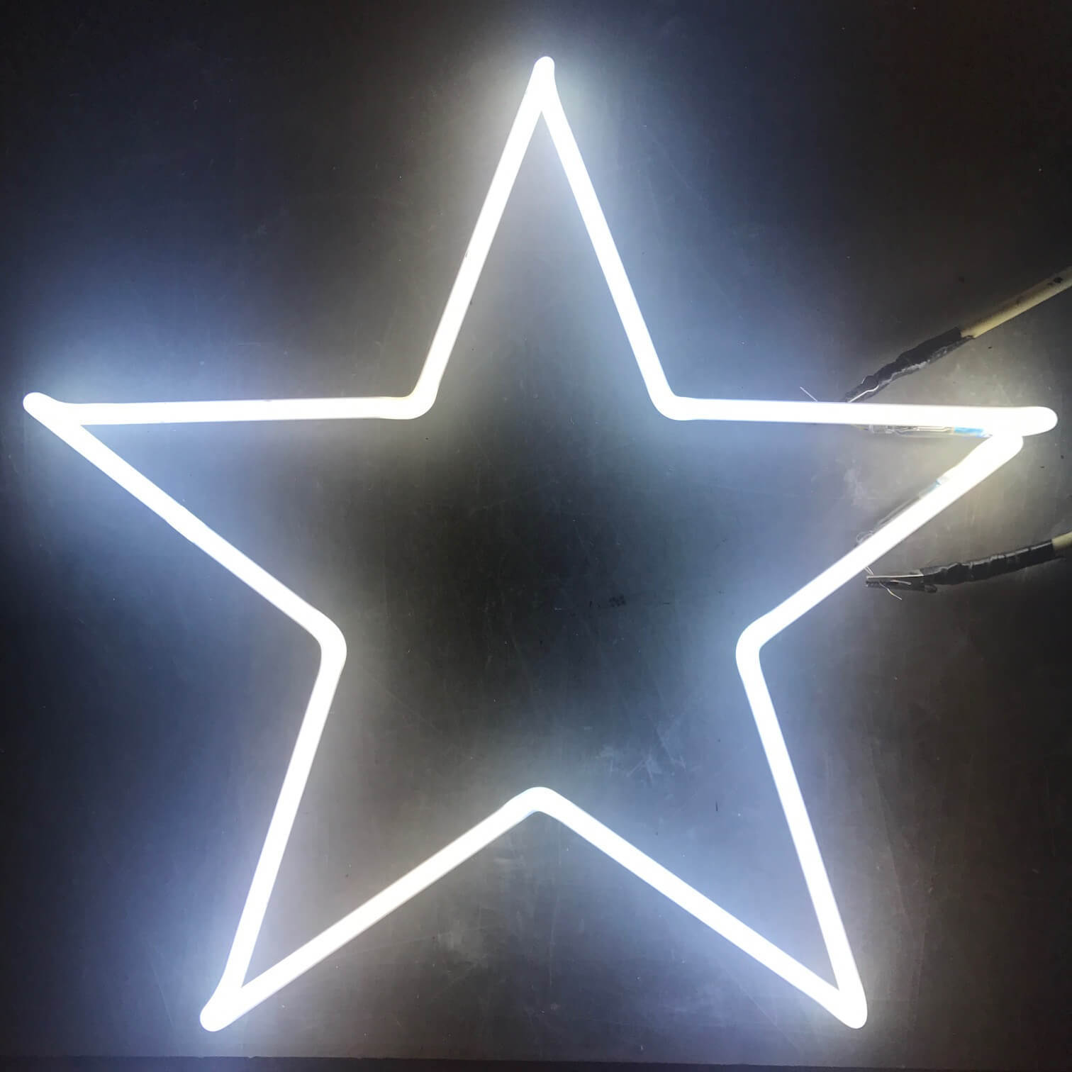 STAR neon sign