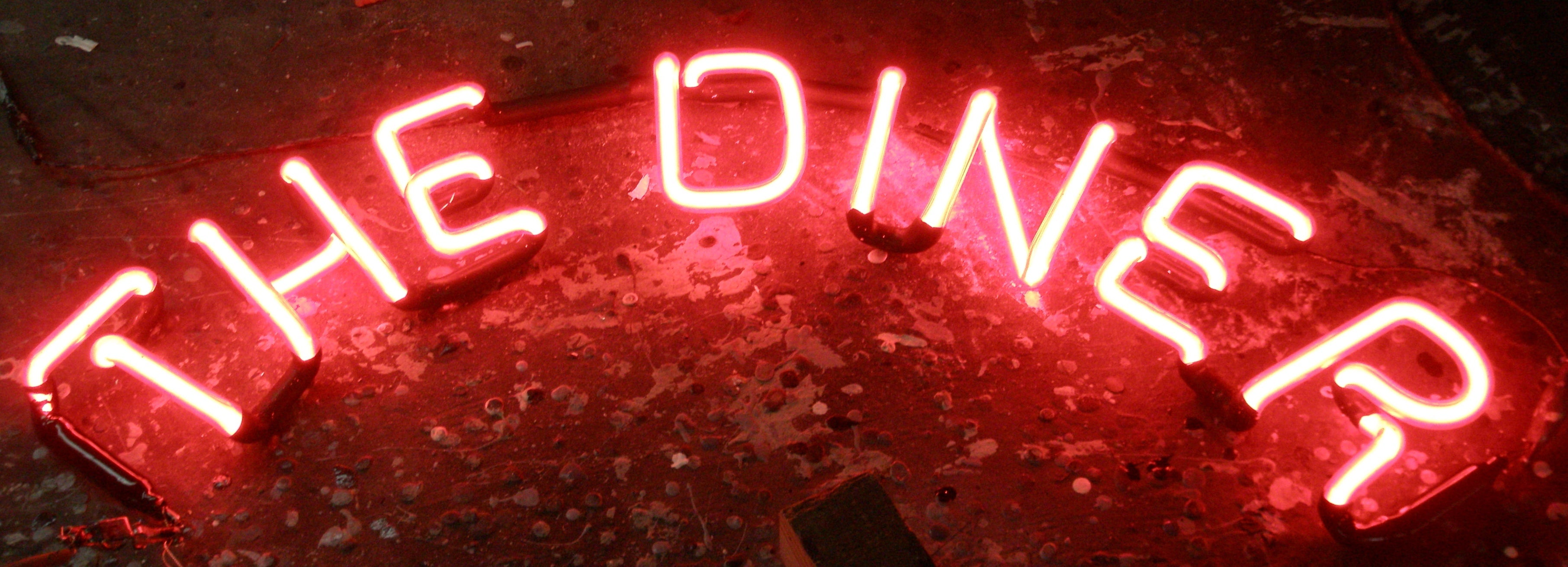 THE DINER neon sign