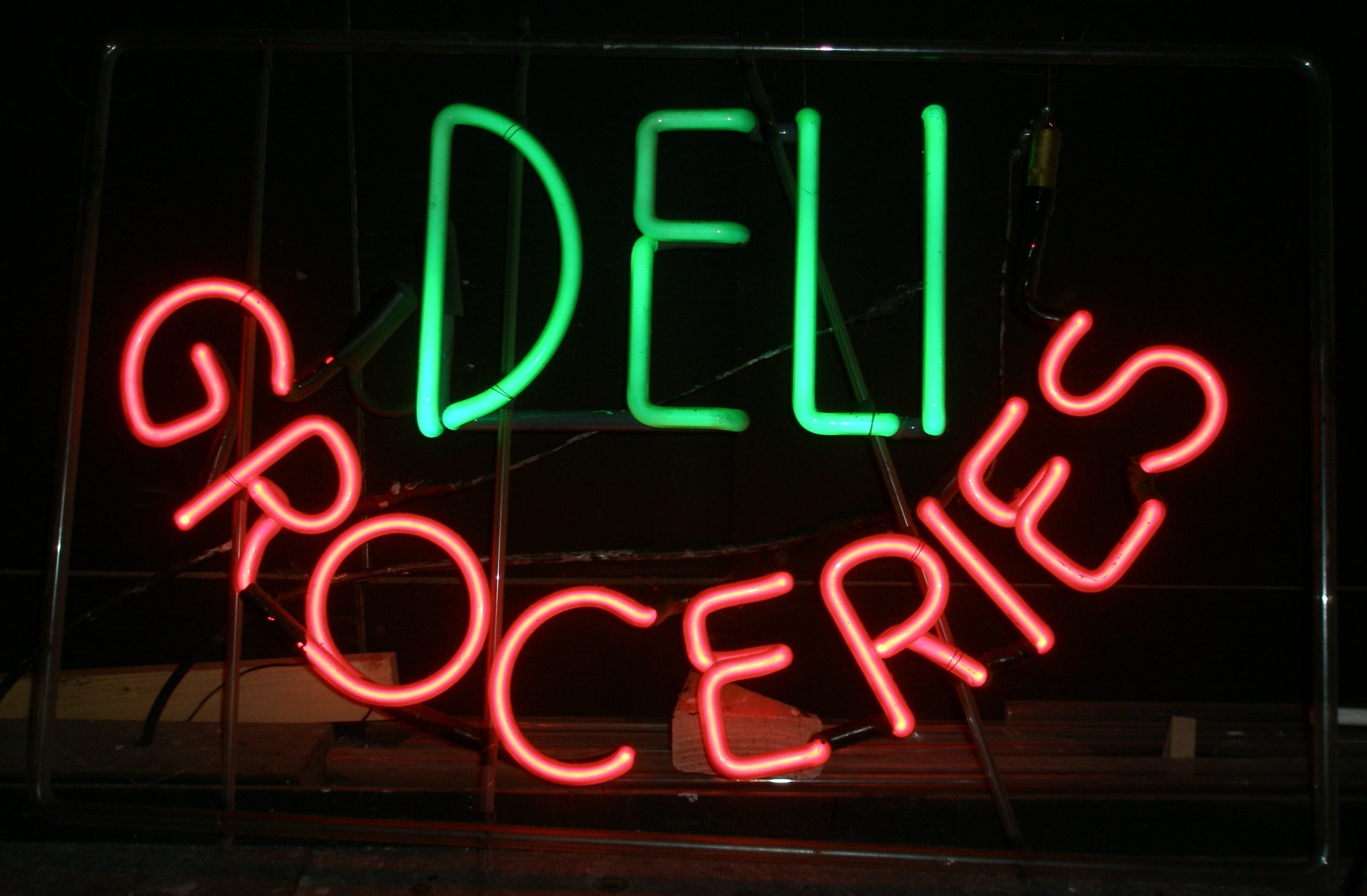 DELI GROCERIES neon sign