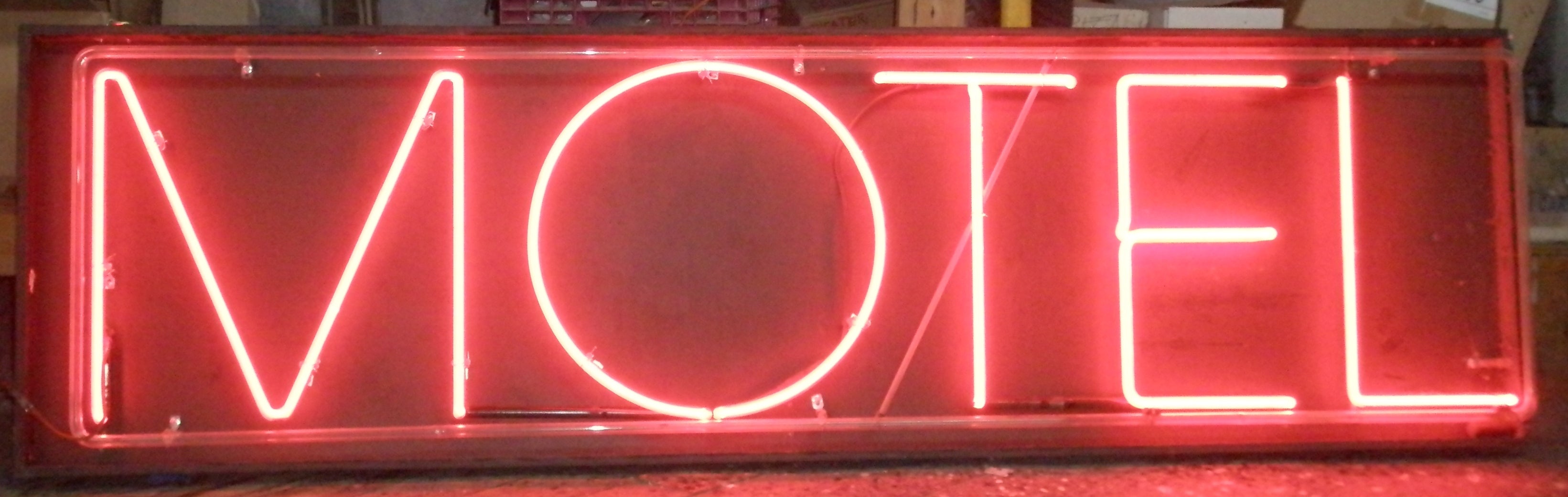 MOTEL neon sign